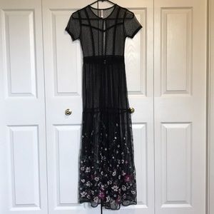 Size XS Xhilaration dress cover